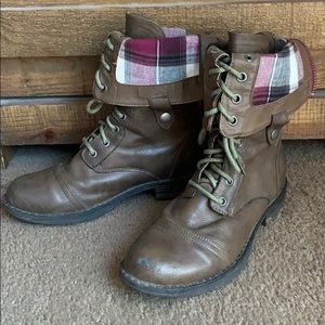 Madden Girl Zorrba Boots Size 6.5